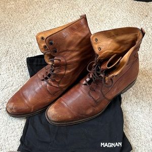 Light brown men’s Magnanni boots size 12